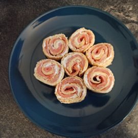 Rotolini soffici al salmone