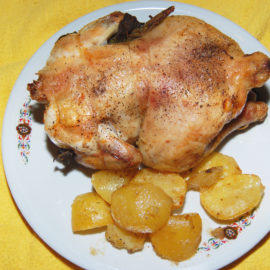 Pollo arrosto con le patate al forno