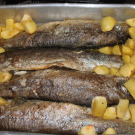 Trote al forno con le patate